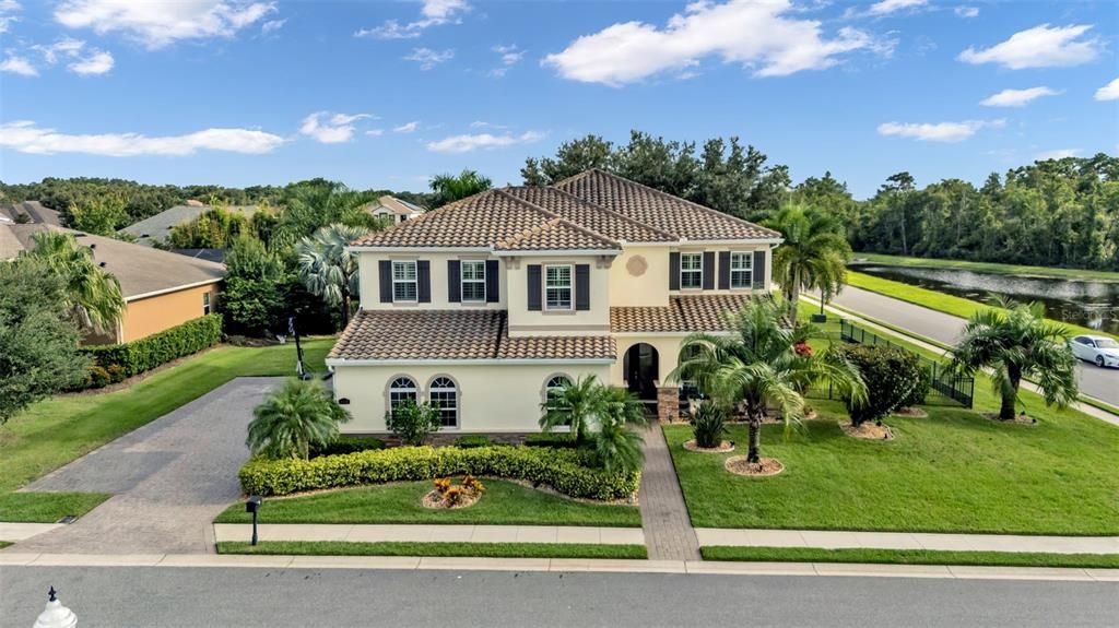 En Venta: $999,900 (5 camas, 4 baños, 4356 Pies cuadrados)