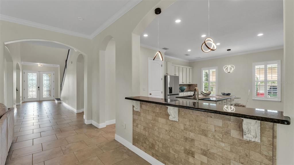 En Venta: $999,900 (5 camas, 4 baños, 4356 Pies cuadrados)