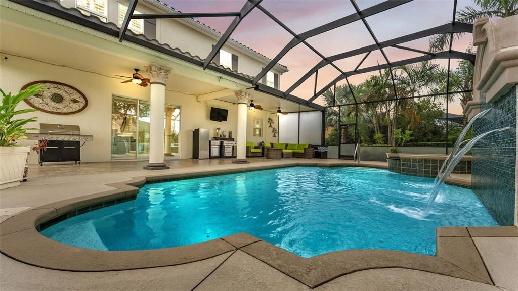 En Venta: $999,900 (5 camas, 4 baños, 4356 Pies cuadrados)