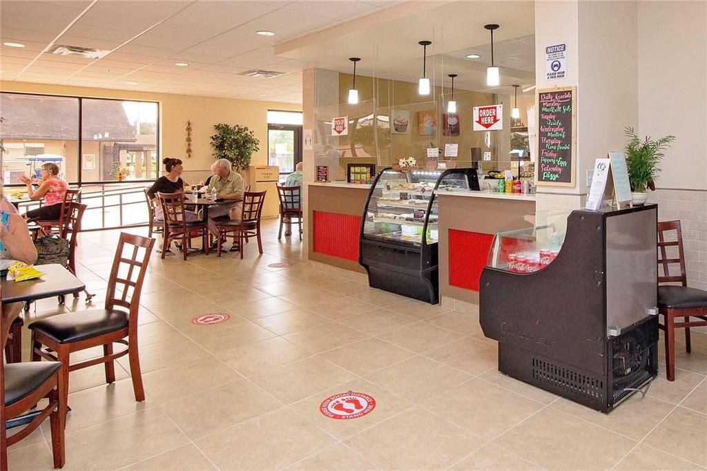 На продажу: $390,000 (3 спален, 2 ванн, 2352 Квадратных фут)