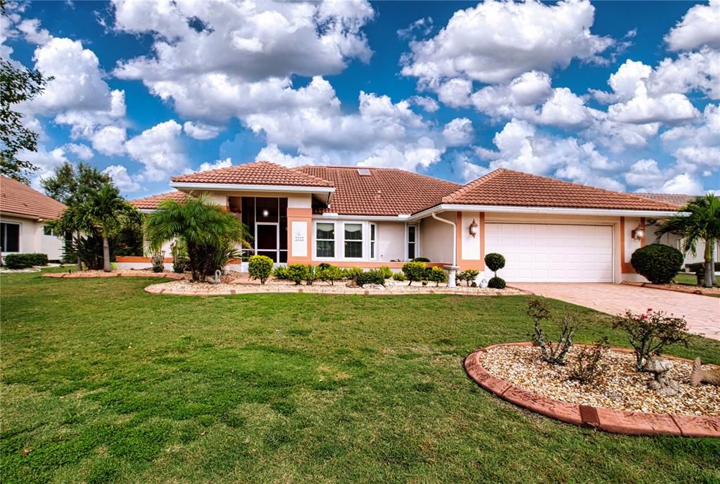 На продажу: $390,000 (3 спален, 2 ванн, 2352 Квадратных фут)