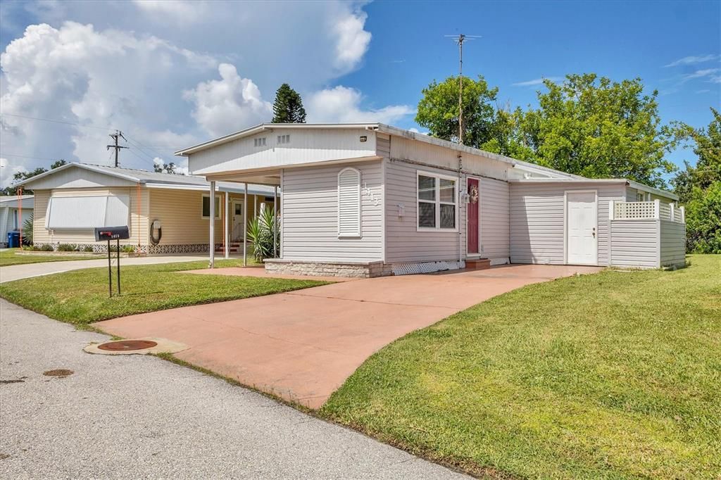 待售: $80,000 (1 贝兹, 1 浴室, 720 平方英尺)