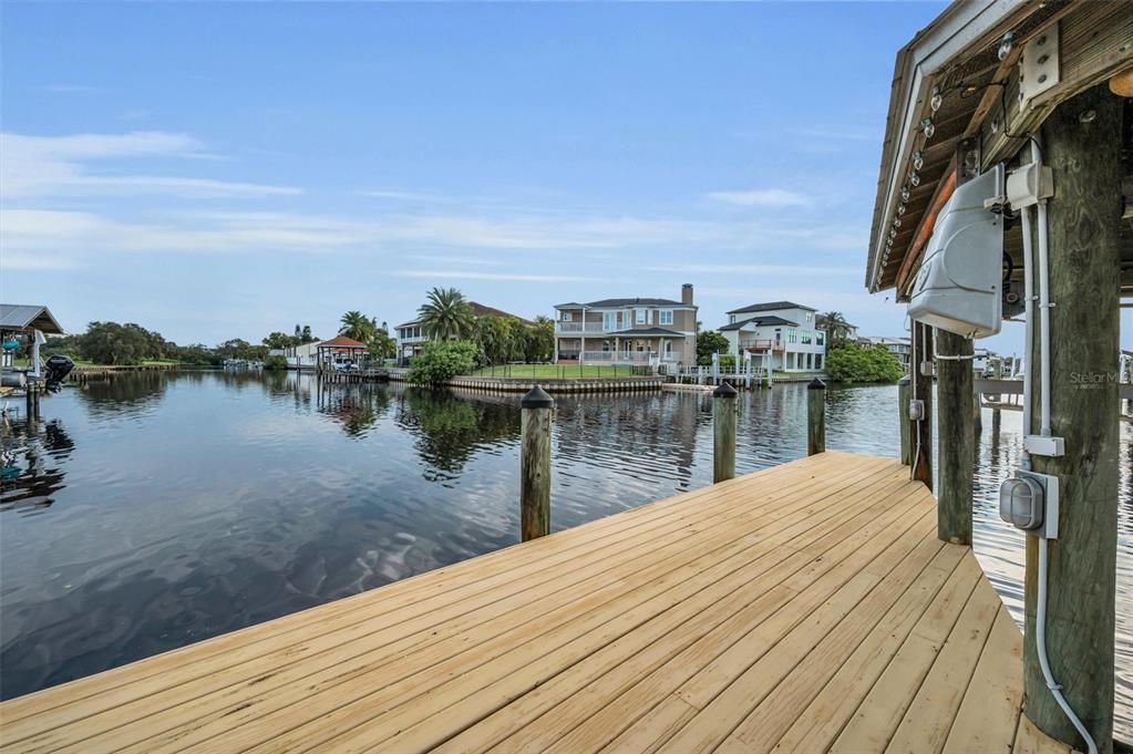 Active With Contract: $475,000 (2 beds, 2 baths, 1243 Square Feet)