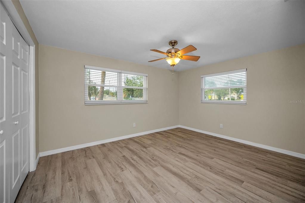 Active With Contract: $475,000 (2 beds, 2 baths, 1243 Square Feet)