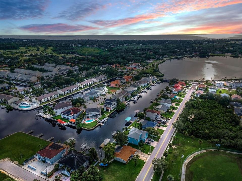 Active With Contract: $475,000 (2 beds, 2 baths, 1243 Square Feet)