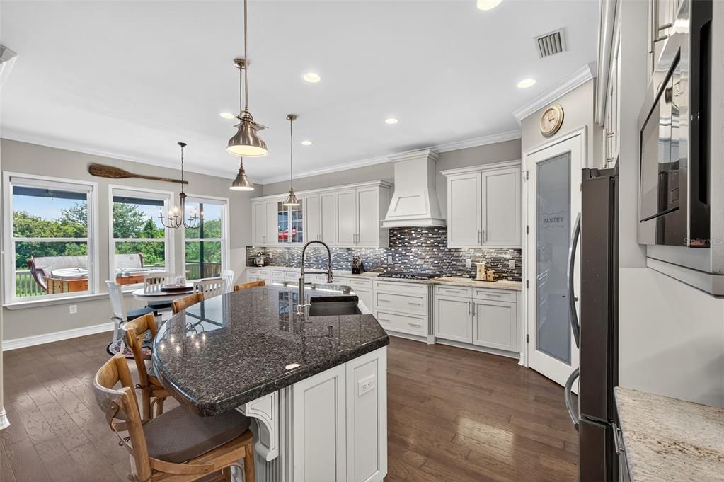 For Sale: $769,900 (4 beds, 3 baths, 2584 Square Feet)