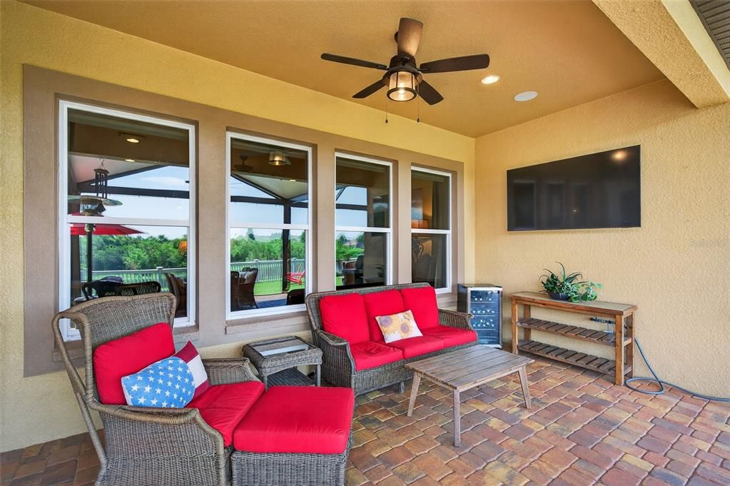 For Sale: $769,900 (4 beds, 3 baths, 2584 Square Feet)