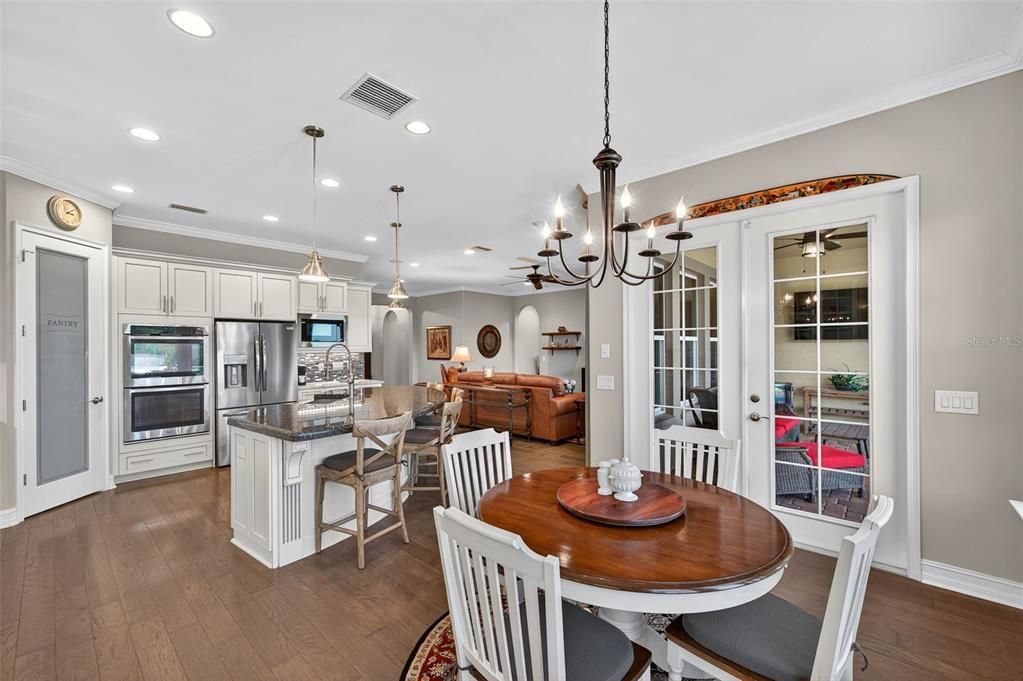 For Sale: $769,900 (4 beds, 3 baths, 2584 Square Feet)