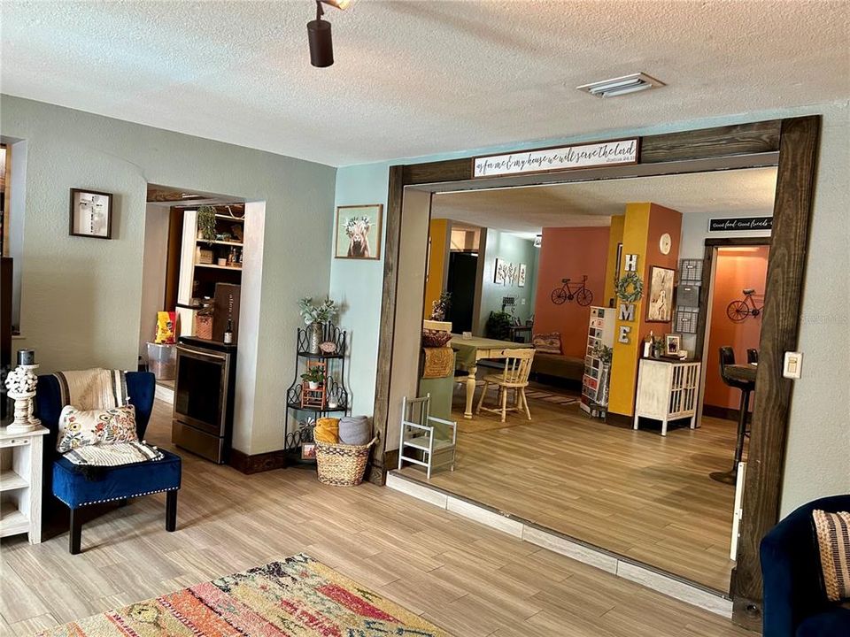 En Venta: $289,500 (3 camas, 2 baños, 2738 Pies cuadrados)