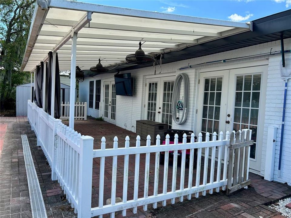 En Venta: $289,500 (3 camas, 2 baños, 2738 Pies cuadrados)