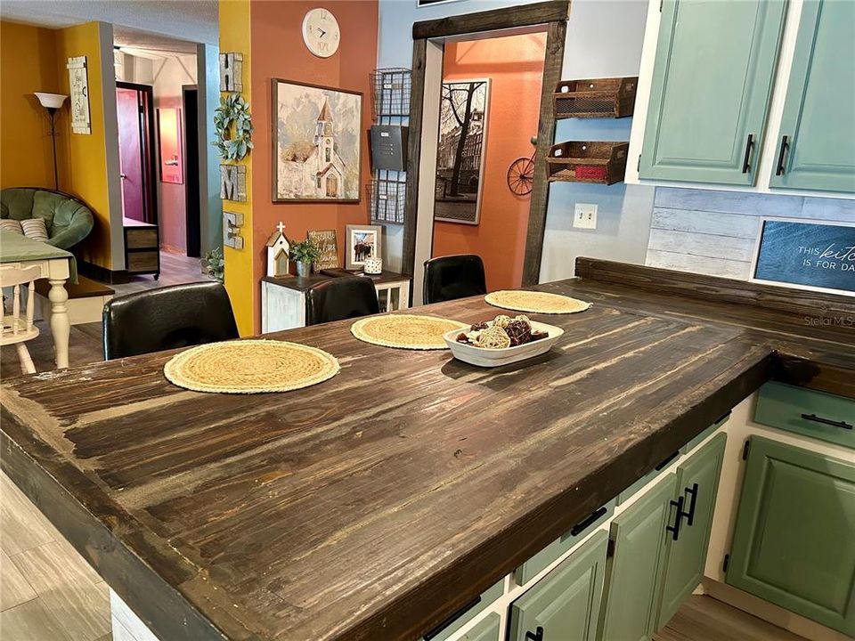 En Venta: $289,500 (3 camas, 2 baños, 2738 Pies cuadrados)