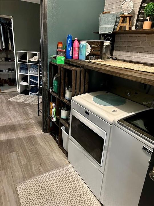 En Venta: $289,500 (3 camas, 2 baños, 2738 Pies cuadrados)