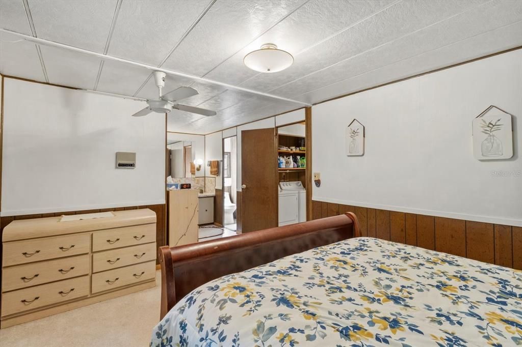 For Sale: $269,000 (4 beds, 3 baths, 1608 Square Feet)