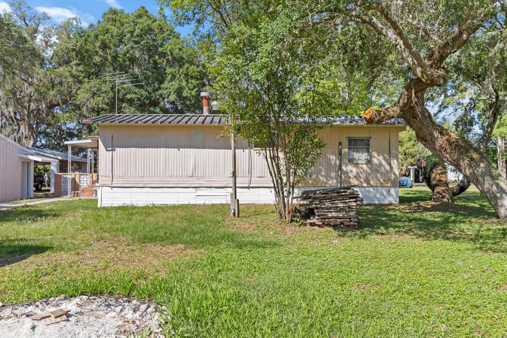 For Sale: $269,000 (4 beds, 3 baths, 1608 Square Feet)