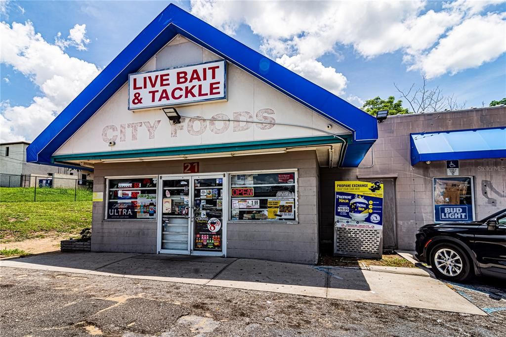 待售: $415,000 (0 贝兹, 0 浴室, 1960 平方英尺)