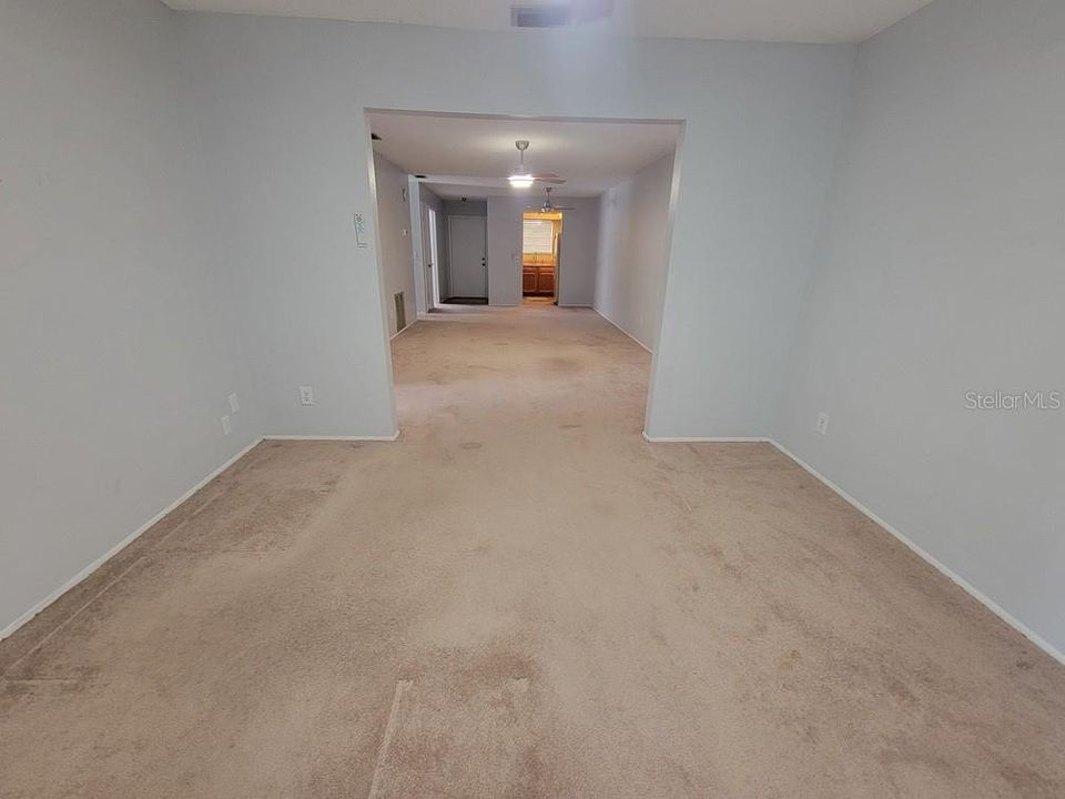 На продажу: $115,000 (2 спален, 2 ванн, 1135 Квадратных фут)