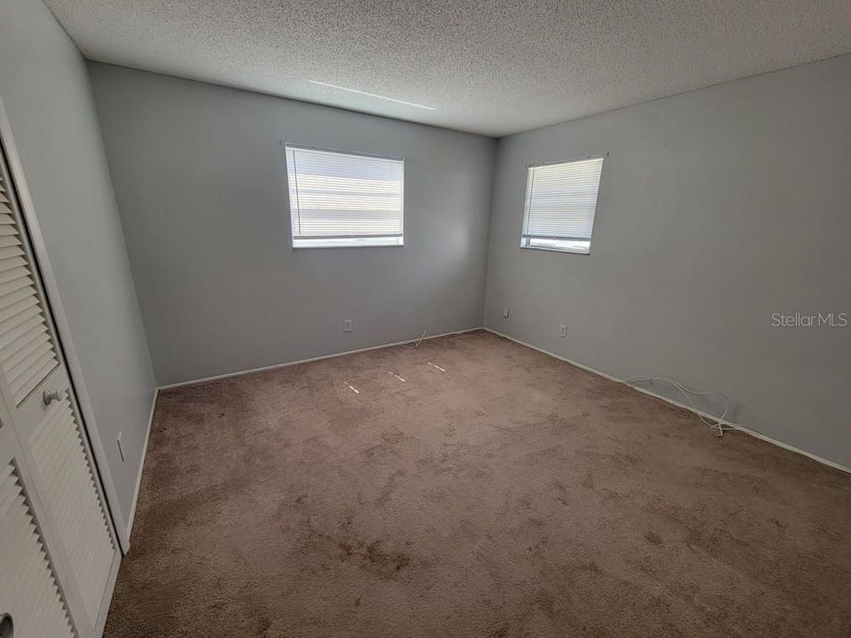 На продажу: $115,000 (2 спален, 2 ванн, 1135 Квадратных фут)