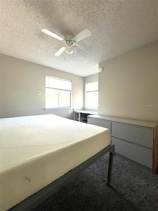 В аренду: $425 (4 спален, 2 ванн, 1177 Квадратных фут)