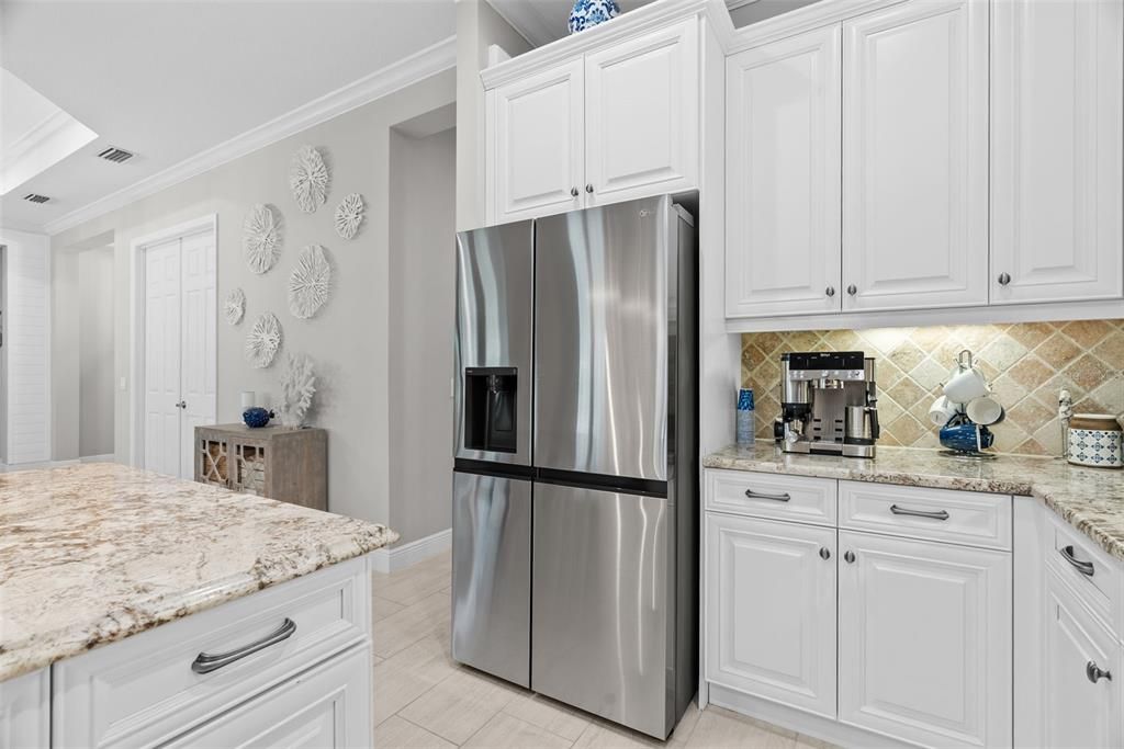 For Sale: $1,240,000 (4 beds, 4 baths, 3370 Square Feet)