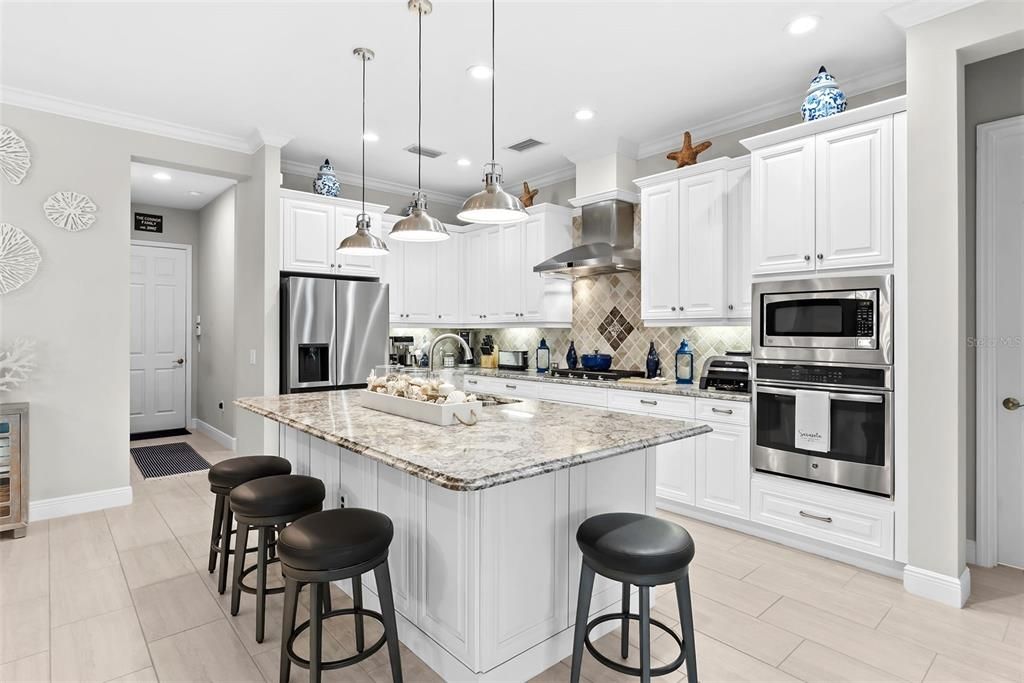 For Sale: $1,240,000 (4 beds, 4 baths, 3370 Square Feet)