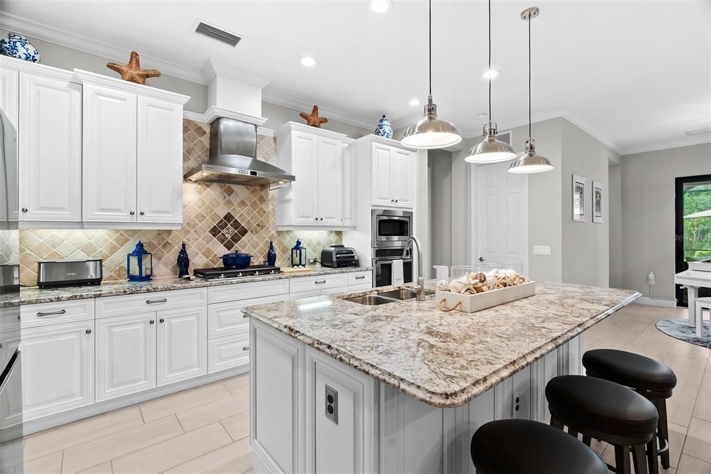 For Sale: $1,240,000 (4 beds, 4 baths, 3370 Square Feet)