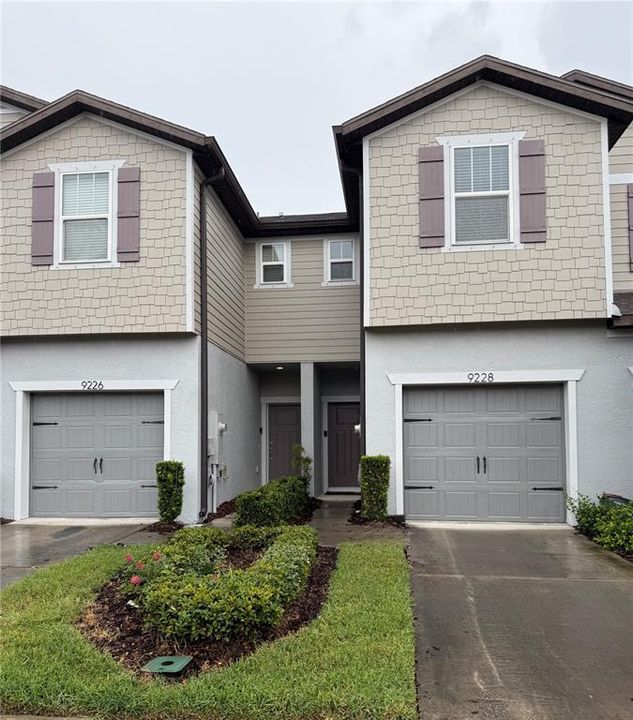 Recently Sold: $269,990 (2 beds, 2 baths, 1588 Square Feet)