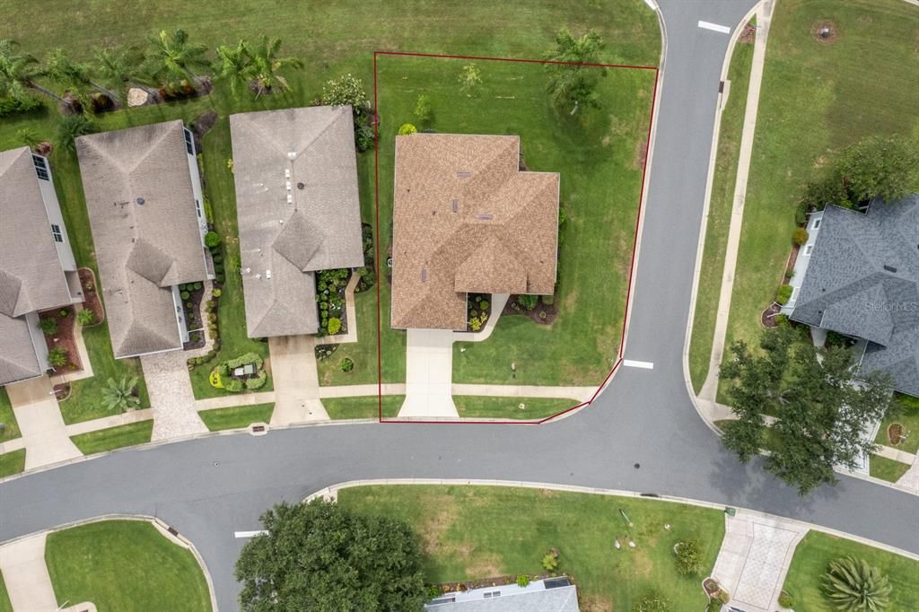 合同活跃: $335,000 (3 贝兹, 2 浴室, 1732 平方英尺)