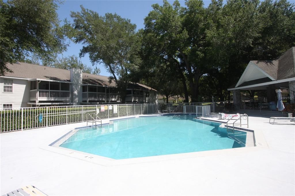 待售: $234,900 (2 贝兹, 2 浴室, 1129 平方英尺)