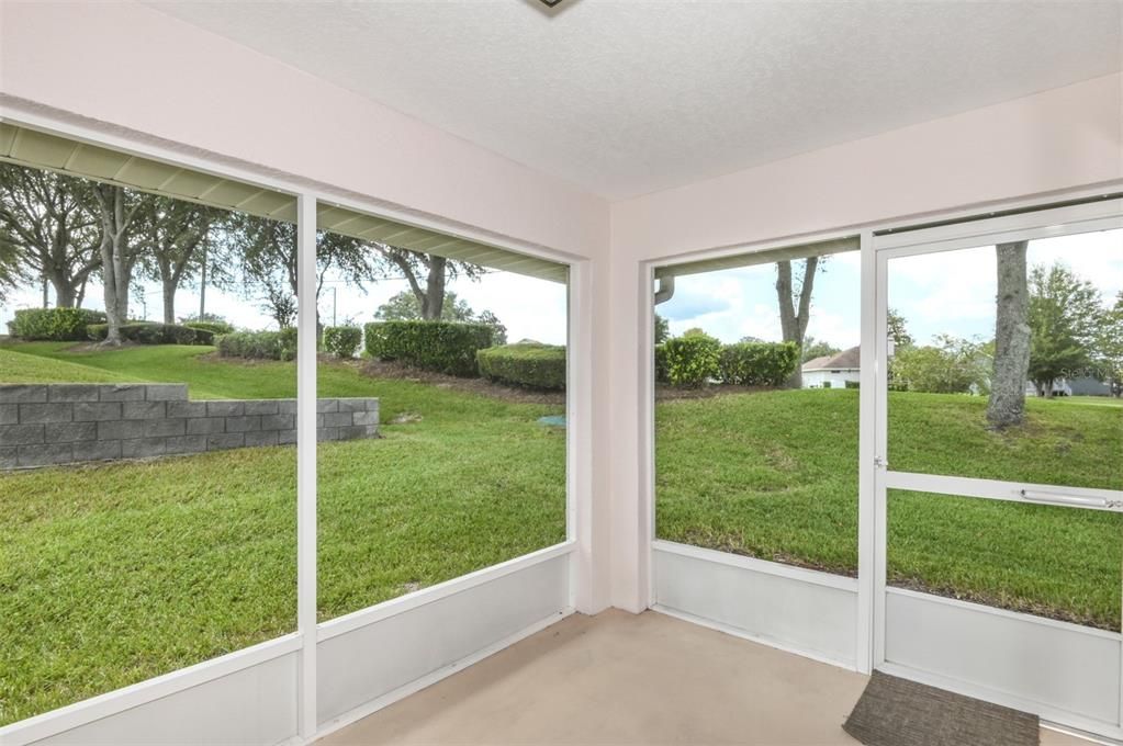 待售: $229,000 (2 贝兹, 2 浴室, 1389 平方英尺)