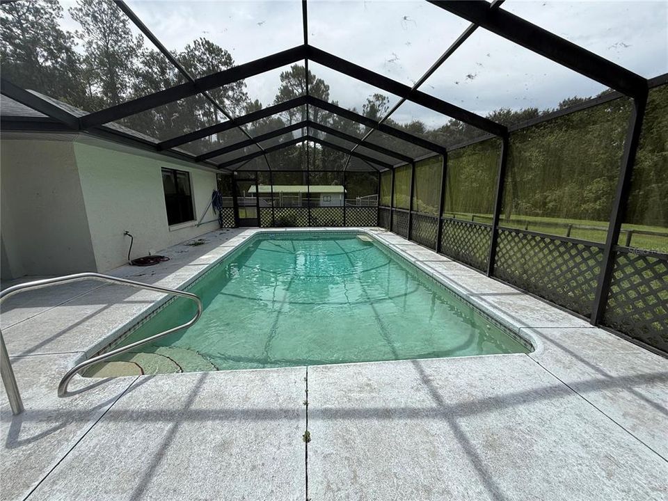 For Sale: $525,000 (3 beds, 2 baths, 2019 Square Feet)