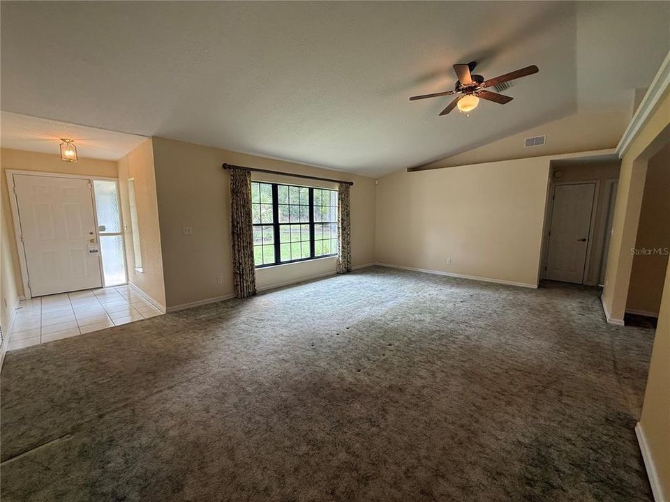 For Sale: $525,000 (3 beds, 2 baths, 2019 Square Feet)