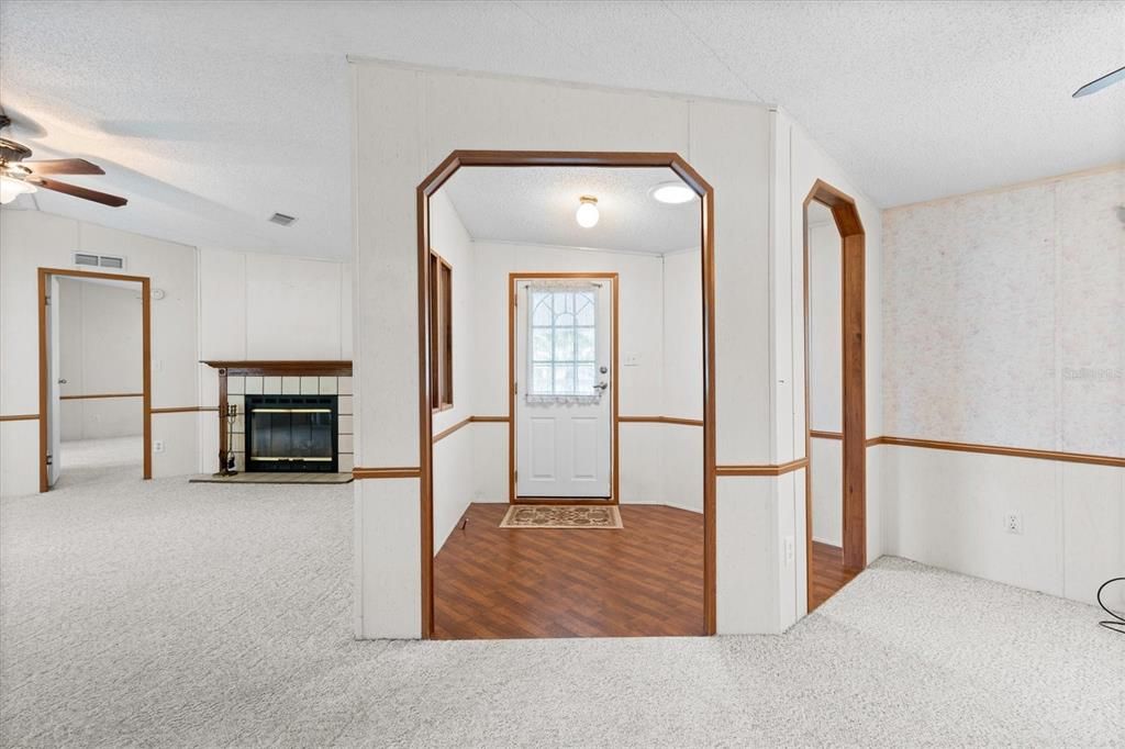 En Venta: $279,900 (3 camas, 2 baños, 1716 Pies cuadrados)