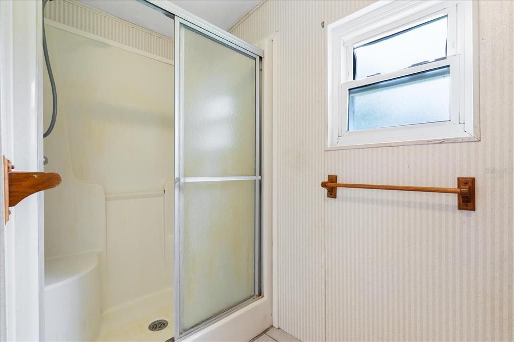 En Venta: $279,900 (3 camas, 2 baños, 1716 Pies cuadrados)