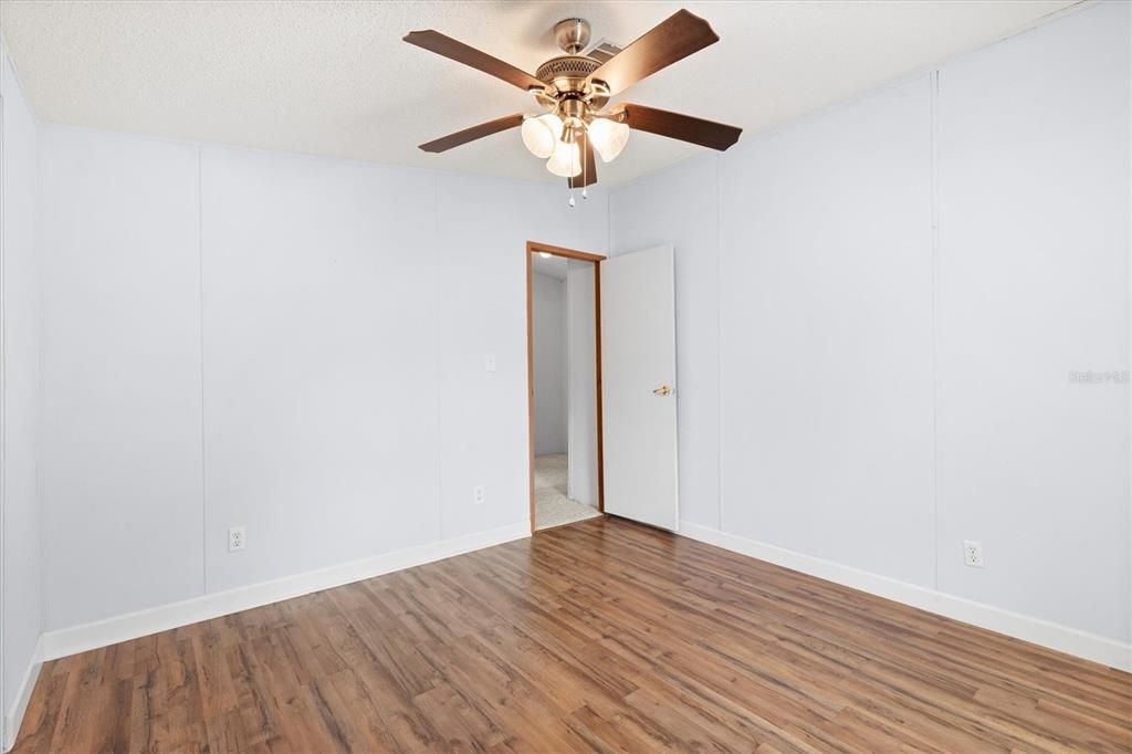 En Venta: $279,900 (3 camas, 2 baños, 1716 Pies cuadrados)