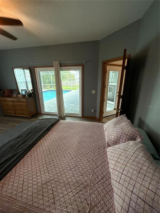 出租: $4,500 (4 贝兹, 3 浴室, 2489 平方英尺)