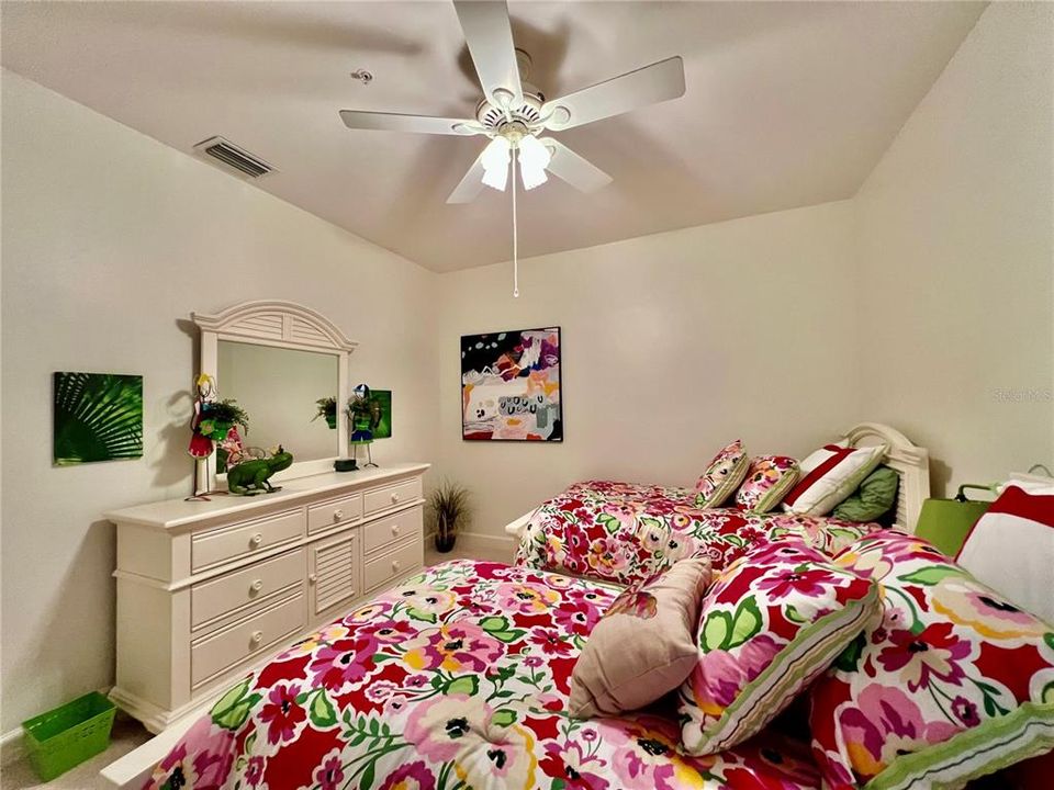 For Rent: $5,750 (3 beds, 2 baths, 2255 Square Feet)