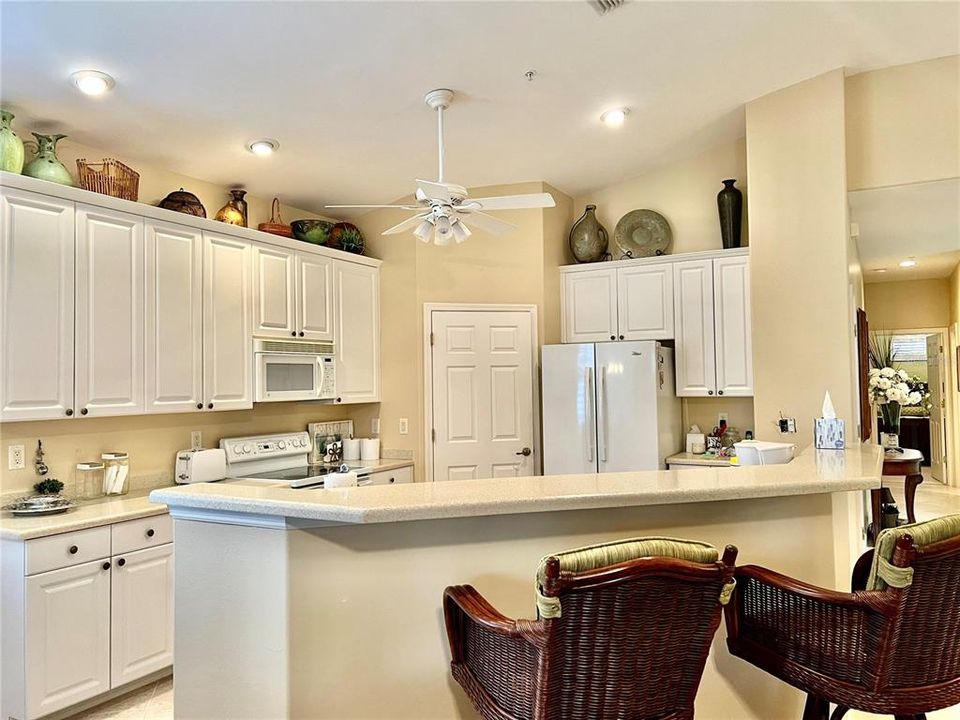 For Rent: $5,750 (3 beds, 2 baths, 2255 Square Feet)