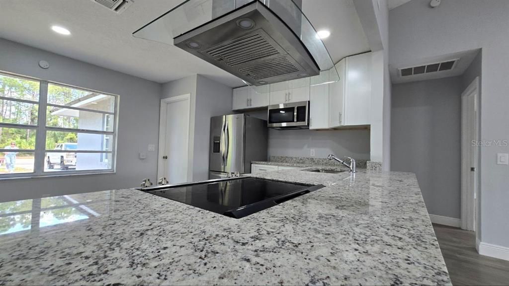 В аренду: $1,800 (3 спален, 2 ванн, 1344 Квадратных фут)