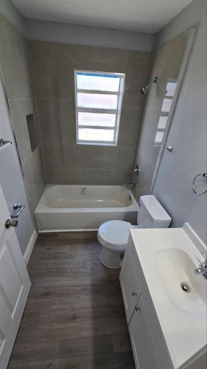 В аренду: $1,800 (3 спален, 2 ванн, 1344 Квадратных фут)