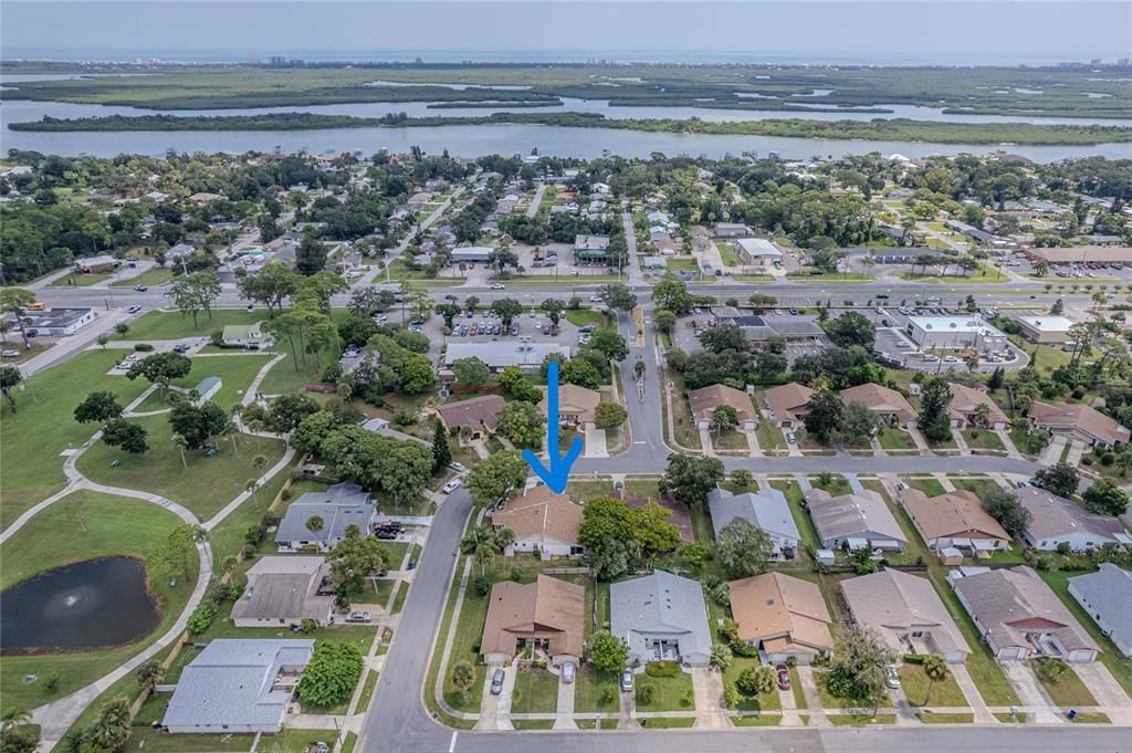 Под контрактом: $215,000 (2 спален, 2 ванн, 1046 Квадратных фут)