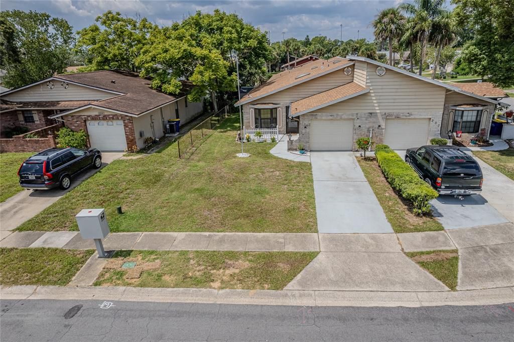 Под контрактом: $215,000 (2 спален, 2 ванн, 1046 Квадратных фут)