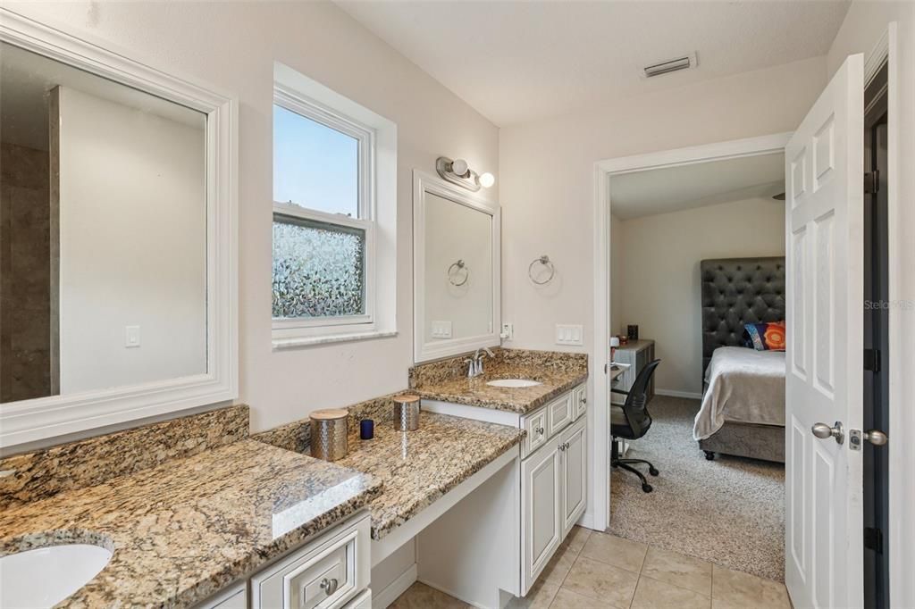 En Venta: $320,000 (3 camas, 2 baños, 1604 Pies cuadrados)