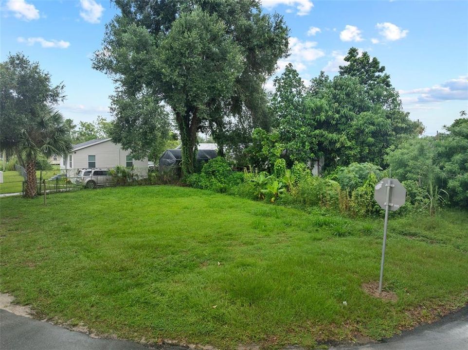 На продажу: $30,000 (0.07 acres)