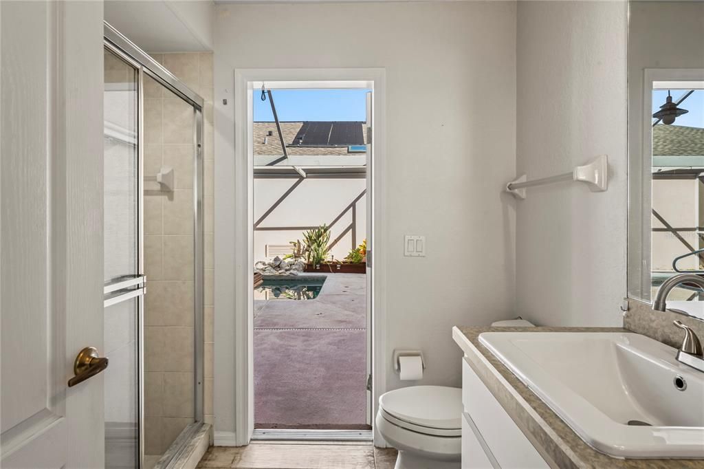 Activo con contrato: $310,000 (3 camas, 2 baños, 1856 Pies cuadrados)