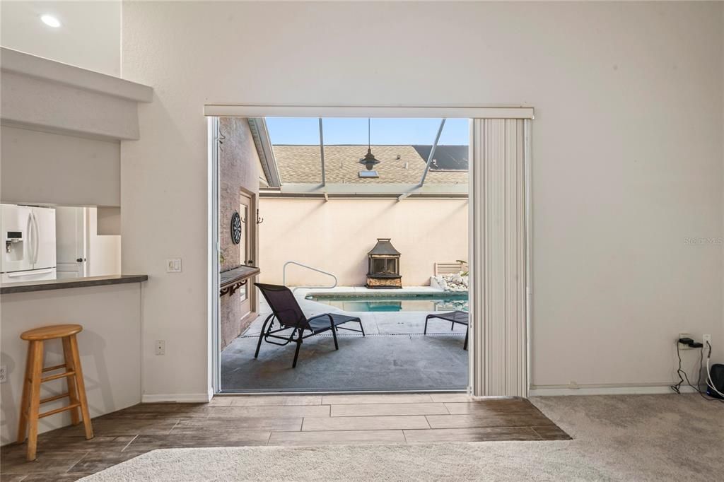 Activo con contrato: $310,000 (3 camas, 2 baños, 1856 Pies cuadrados)