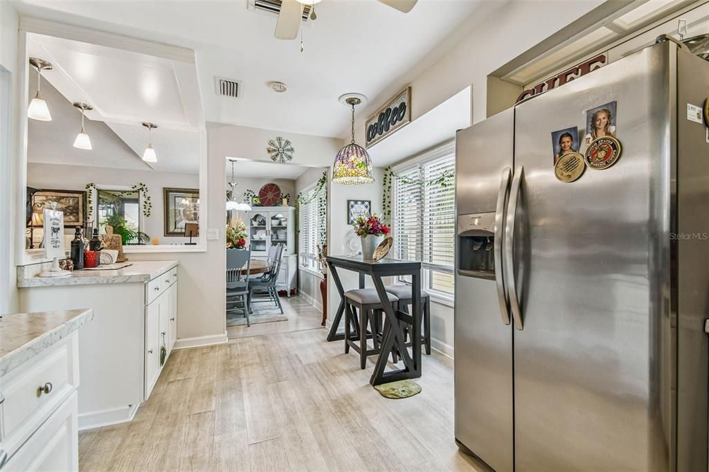 待售: $459,900 (3 贝兹, 2 浴室, 2066 平方英尺)