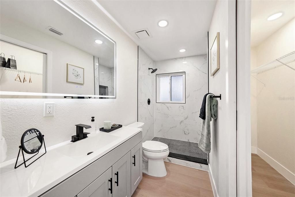 Active With Contract: $435,000 (3 beds, 2 baths, 1748 Square Feet)