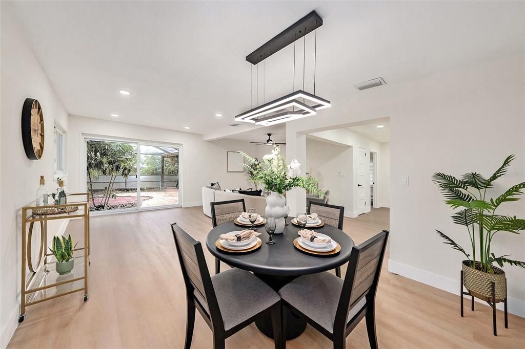Active With Contract: $435,000 (3 beds, 2 baths, 1748 Square Feet)