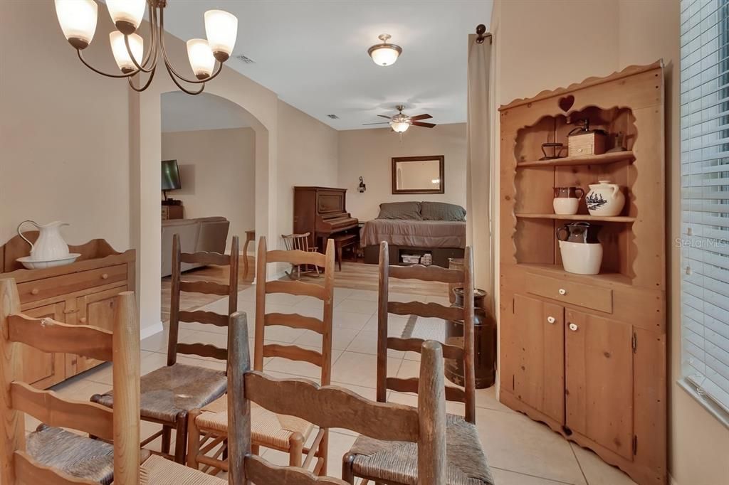 Active With Contract: $444,000 (4 beds, 2 baths, 2236 Square Feet)