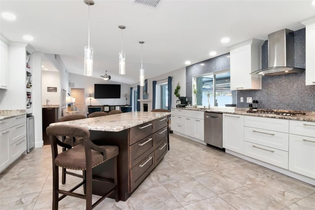 待售: $1,050,000 (5 贝兹, 3 浴室, 3280 平方英尺)